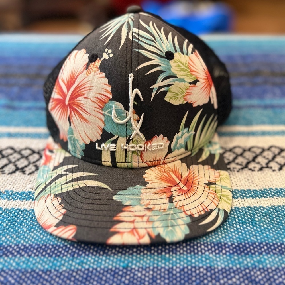 Tropical “Live Hooked” SnapBack in GUC